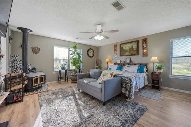 $625,000 | 20321 Highway 90 N Bedias Tx 77831 North, Bedias, TX 77831