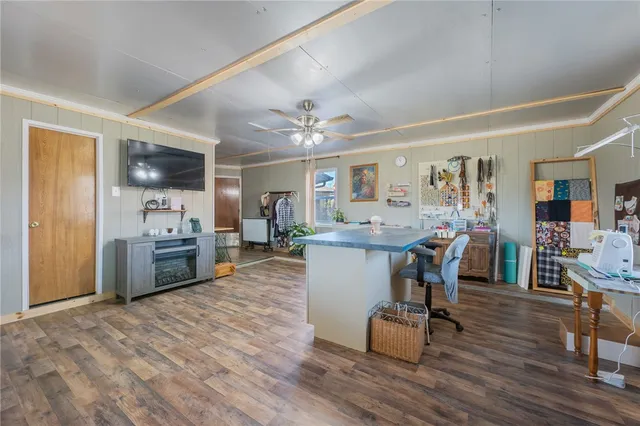 $625,000 | 20321 Highway 90 N Bedias Tx 77831 North, Bedias, TX 77831