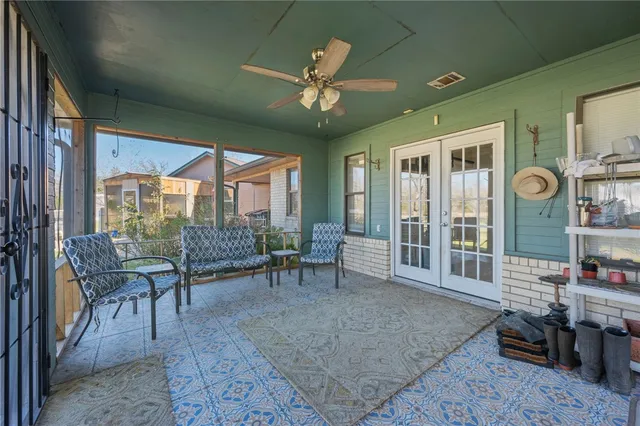 $625,000 | 20321 Highway 90 N Bedias Tx 77831 North, Bedias, TX 77831