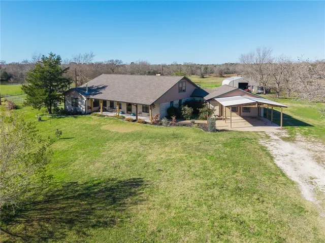 $625,000 | 20321 Highway 90 N Bedias Tx 77831 North, Bedias, TX 77831