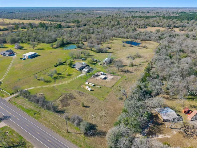 $625,000 | 20321 Highway 90 N Bedias Tx 77831 North, Bedias, TX 77831