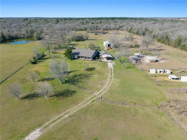 $625,000 | 20321 Highway 90 N Bedias Tx 77831 North, Bedias, TX 77831