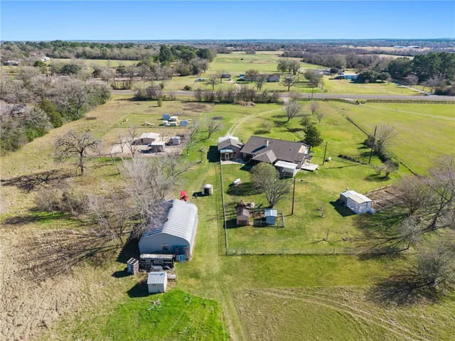 $625,000 | 20321 Highway 90 N Bedias Tx 77831 North, Bedias, TX 77831