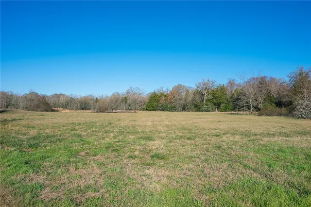 $625,000 | 20321 Highway 90 N Bedias Tx 77831 North, Bedias, TX 77831