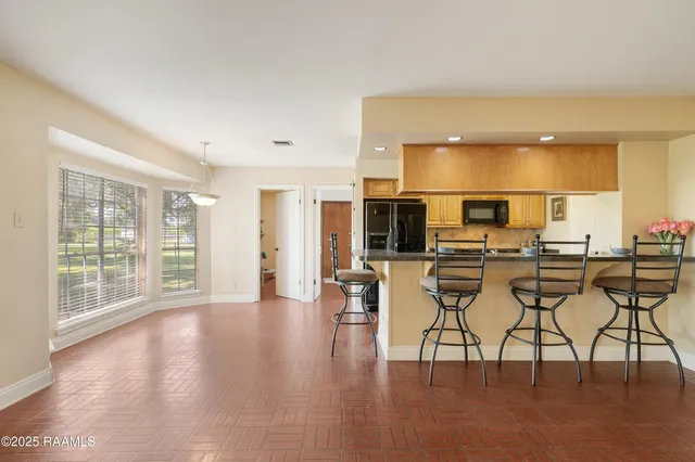 $249,000 | 408 Estate Drive, New Iberia, LA 70563