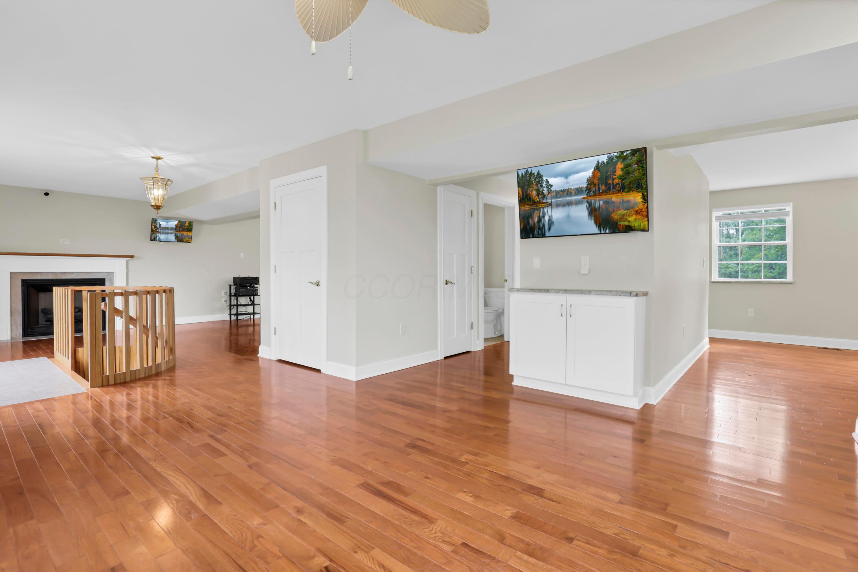 7977 Harlem Road Westerville, OH 43081 - Photo 24 of 94 24-print-0N4A9073