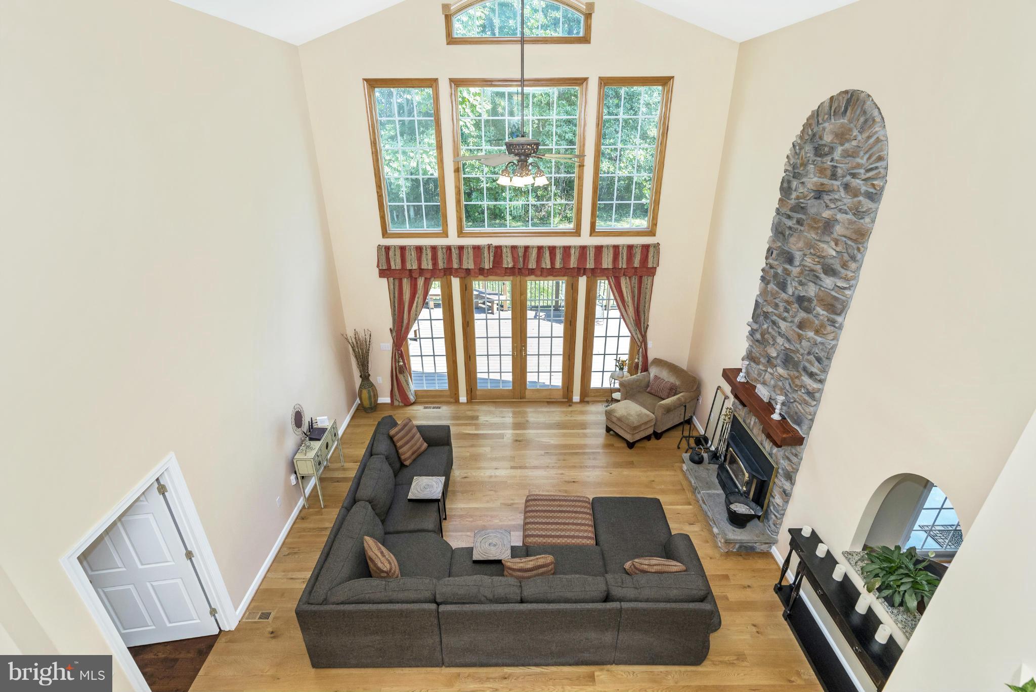 6436 New London Road New Market, MD 21774 - Photo 6 of 30 Family Room