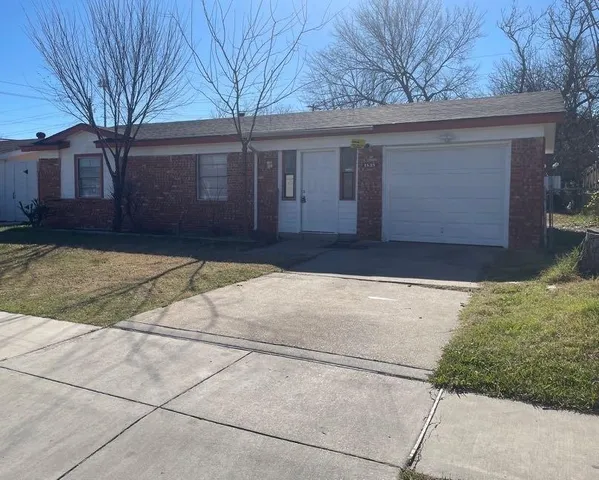 $1,725 | 1838 Kent Drive, Arlington, TX 76010