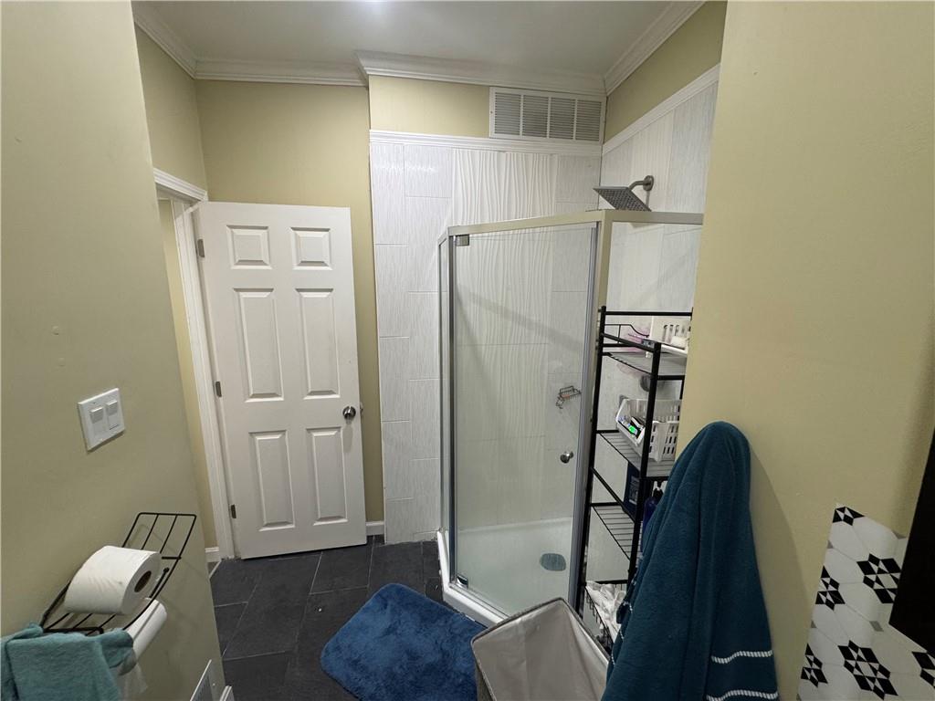 5423 Wellesley Avenue Pittsburgh, PA 15206 - Photo 11 of 27 a view of entryway with wooden floor