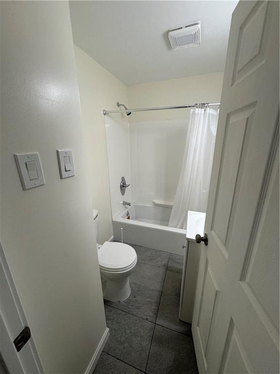 5423 Wellesley Avenue Pittsburgh, PA 15206 - Photo 15 of 27 a bathroom with a sink toilet and shower