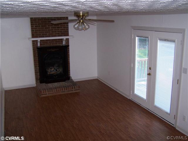 Den/Family/Great Room