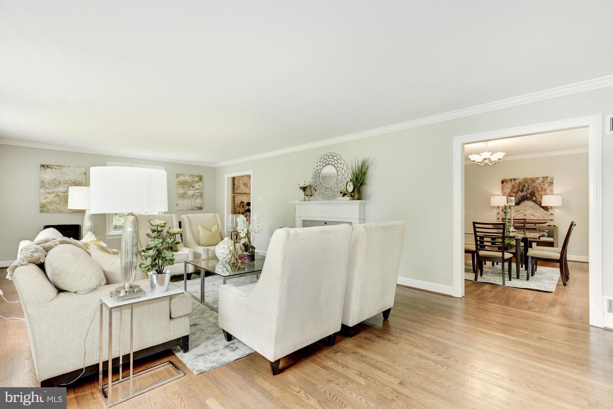 6000 Lenox Road Bethesda, MD 20817 - Photo 5 of 29 Living Room