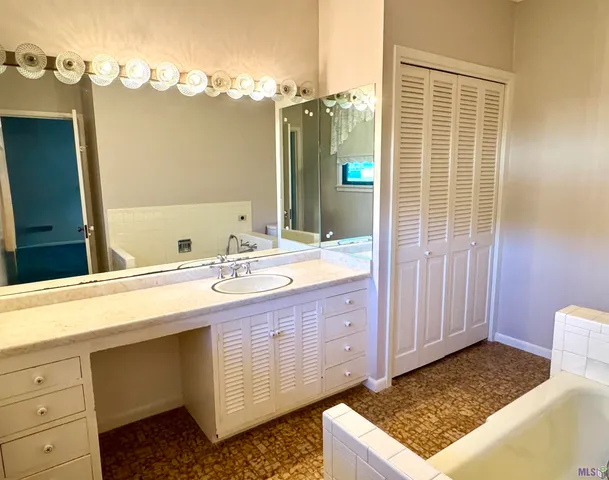 $550,000 | 814 Spruce Street, Morgan City, LA 70380