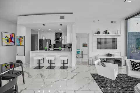 $879,000 | 777 North Ashley Drive, Unit 2613, Tampa, FL 33602