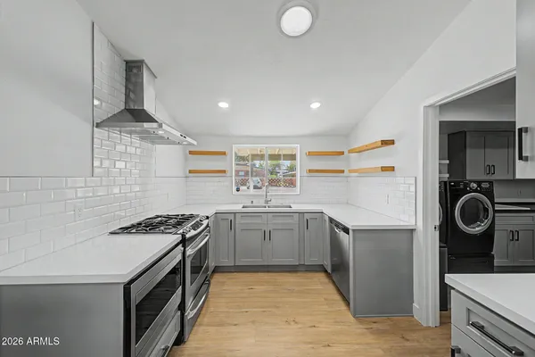 $730,000 | 702 West Rose Lane, Phoenix, AZ 85013
