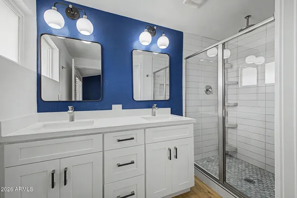 $730,000 | 702 West Rose Lane, Phoenix, AZ 85013