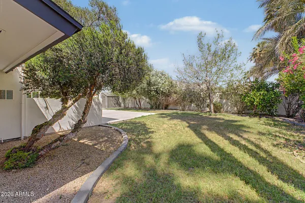 $730,000 | 702 West Rose Lane, Phoenix, AZ 85013