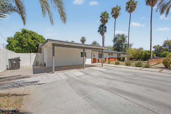 $730,000 | 702 West Rose Lane, Phoenix, AZ 85013