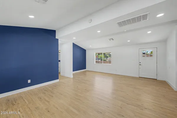 $730,000 | 702 West Rose Lane, Phoenix, AZ 85013