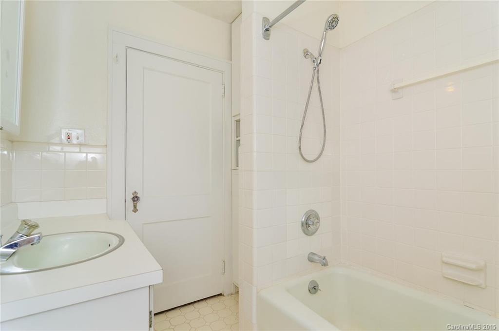 149 Brevard Road Asheville, NC 28806 - Photo 15 of 24 Gallery Image 15