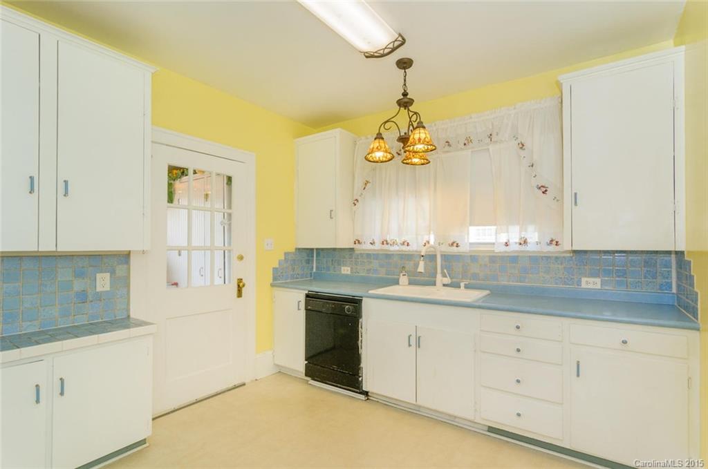 149 Brevard Road Asheville, NC 28806 - Photo 8 of 24 Gallery Image 8