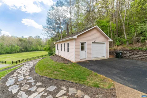 $950,000 | 1450 Matthew Mill Road, Ruckersville, VA 22968