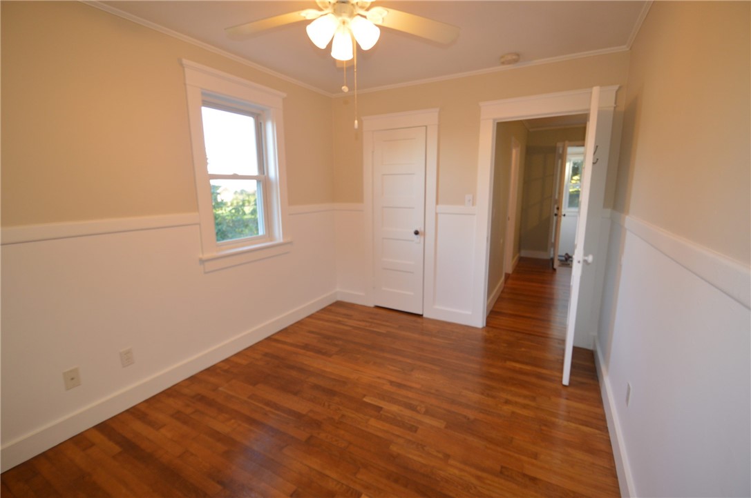 412 Mitchell's Lane Middletown, RI 02842 - Photo 13 of 21