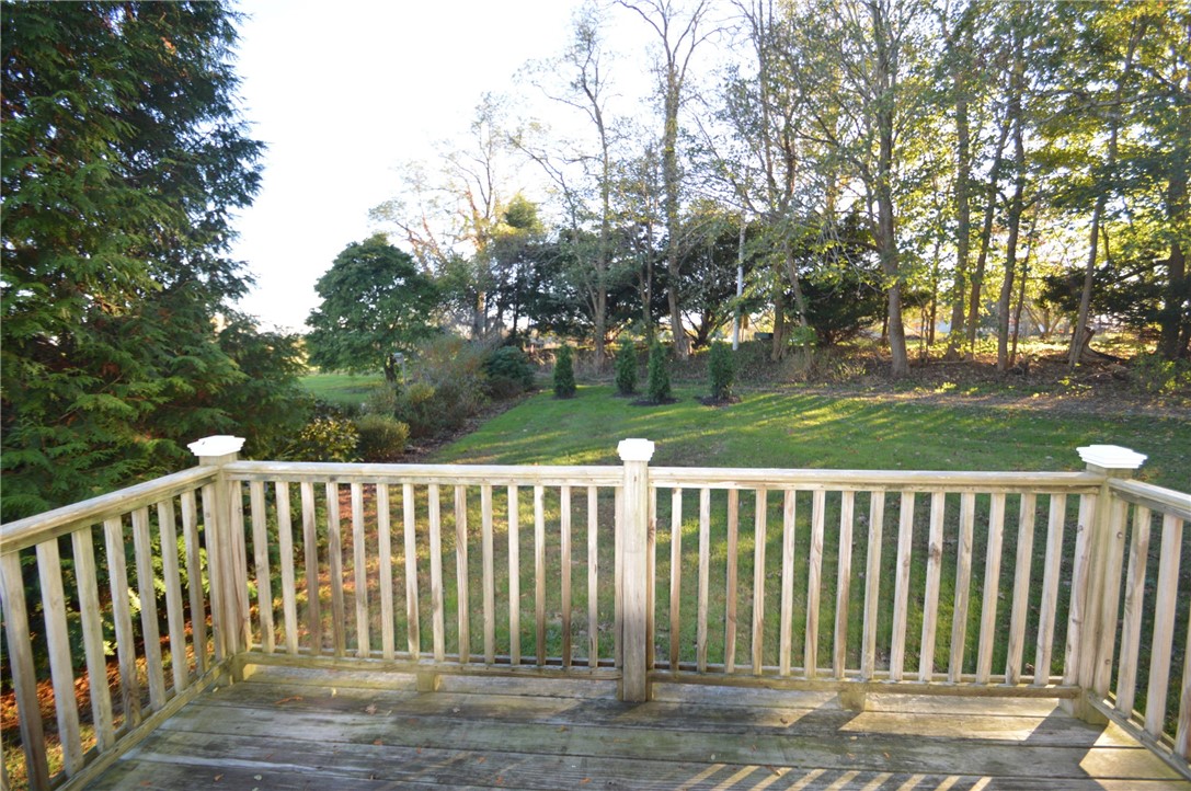 412 Mitchell's Lane Middletown, RI 02842 - Photo 18 of 21