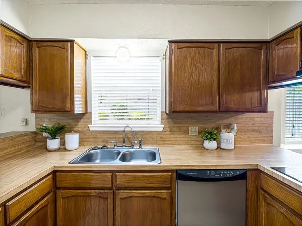 $218,000 | 6230 Sunnygate Drive, Spring, TX 77373