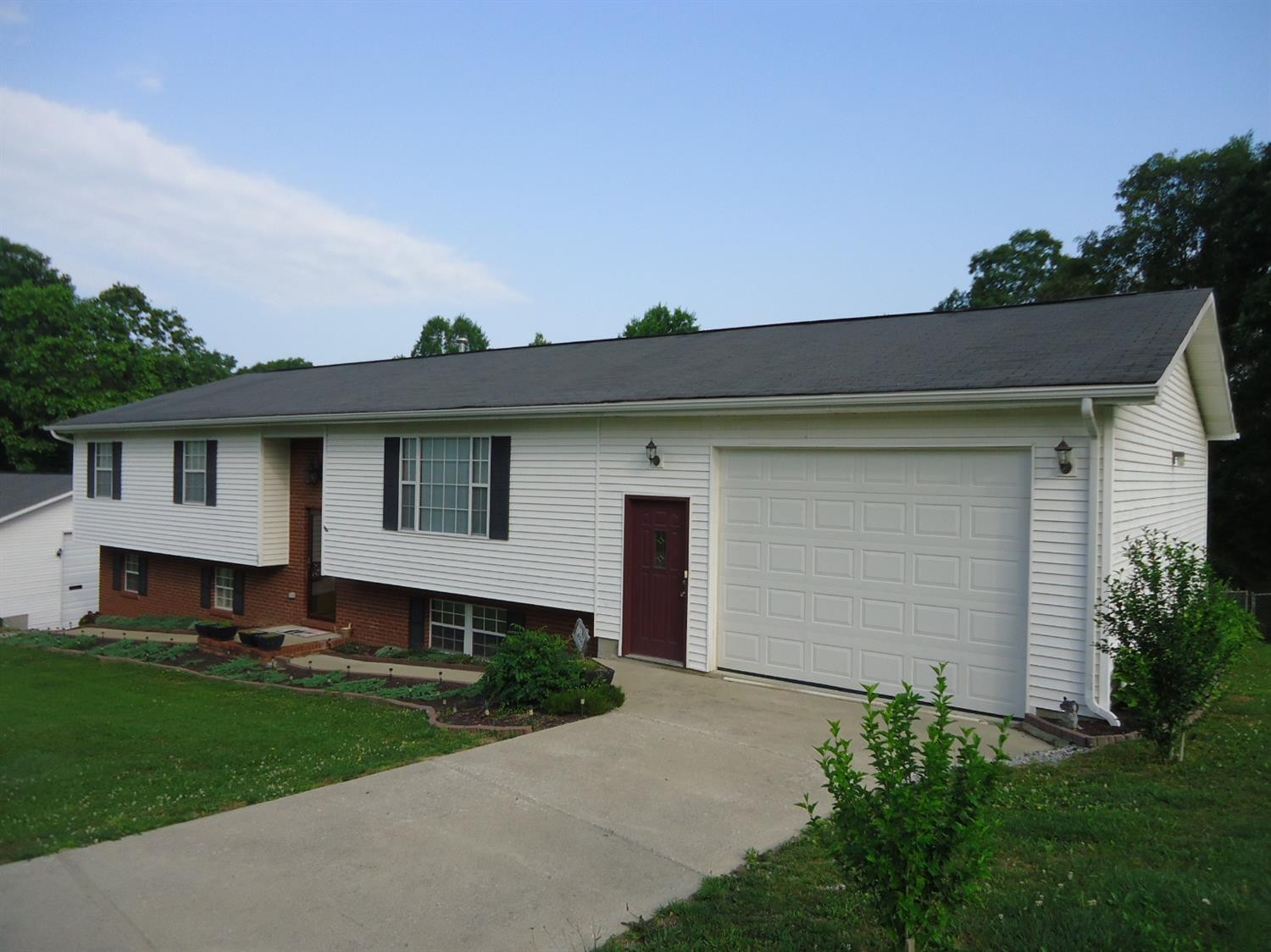 55 Cranebrook Road Corbin, KY 40701 - Photo 2 of 24 Listing Photo