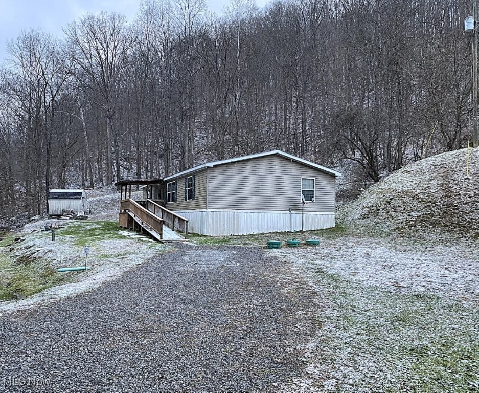 1238 Clio Road Clendenin, WV 25045 - Photo 2 of 21