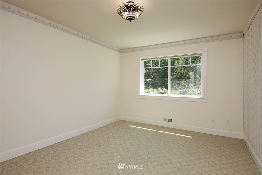 1818 Watkins Road Freeland, WA 98249 - Photo 19 of 24