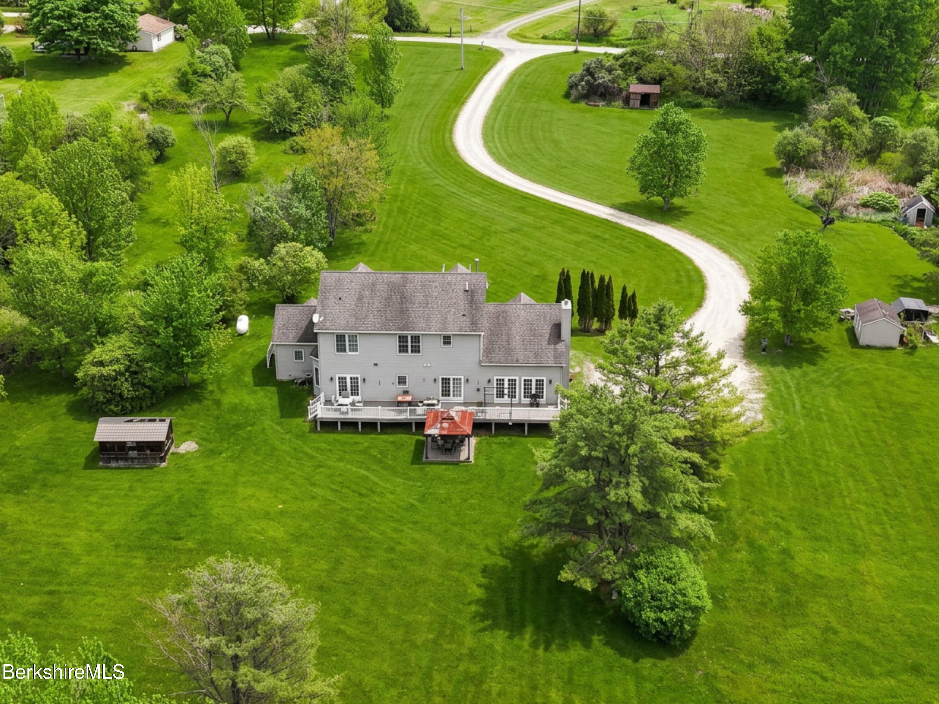 867 Notch Road Cheshire, MA 01225 - Photo 32 of 33 Exterior/Back