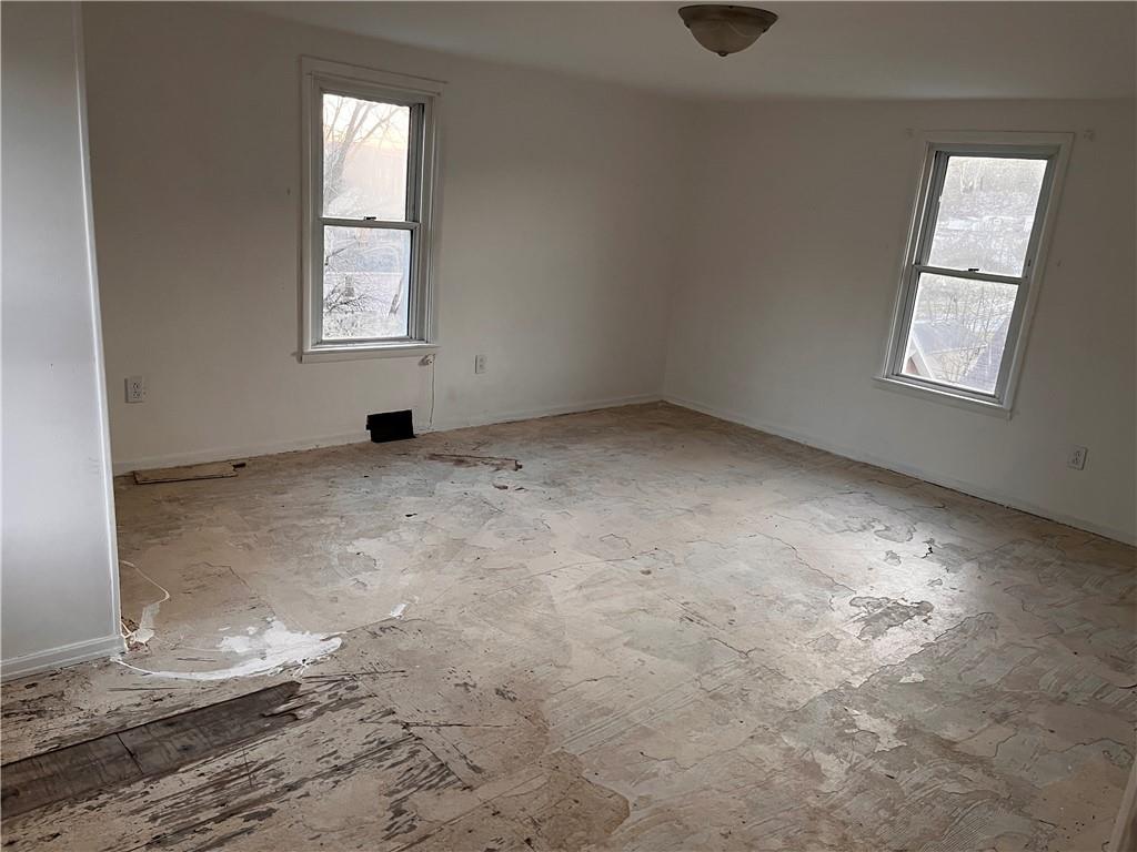 336 North Main Street Houston, PA 15342 - Photo 9 of 13 an empty room with windows