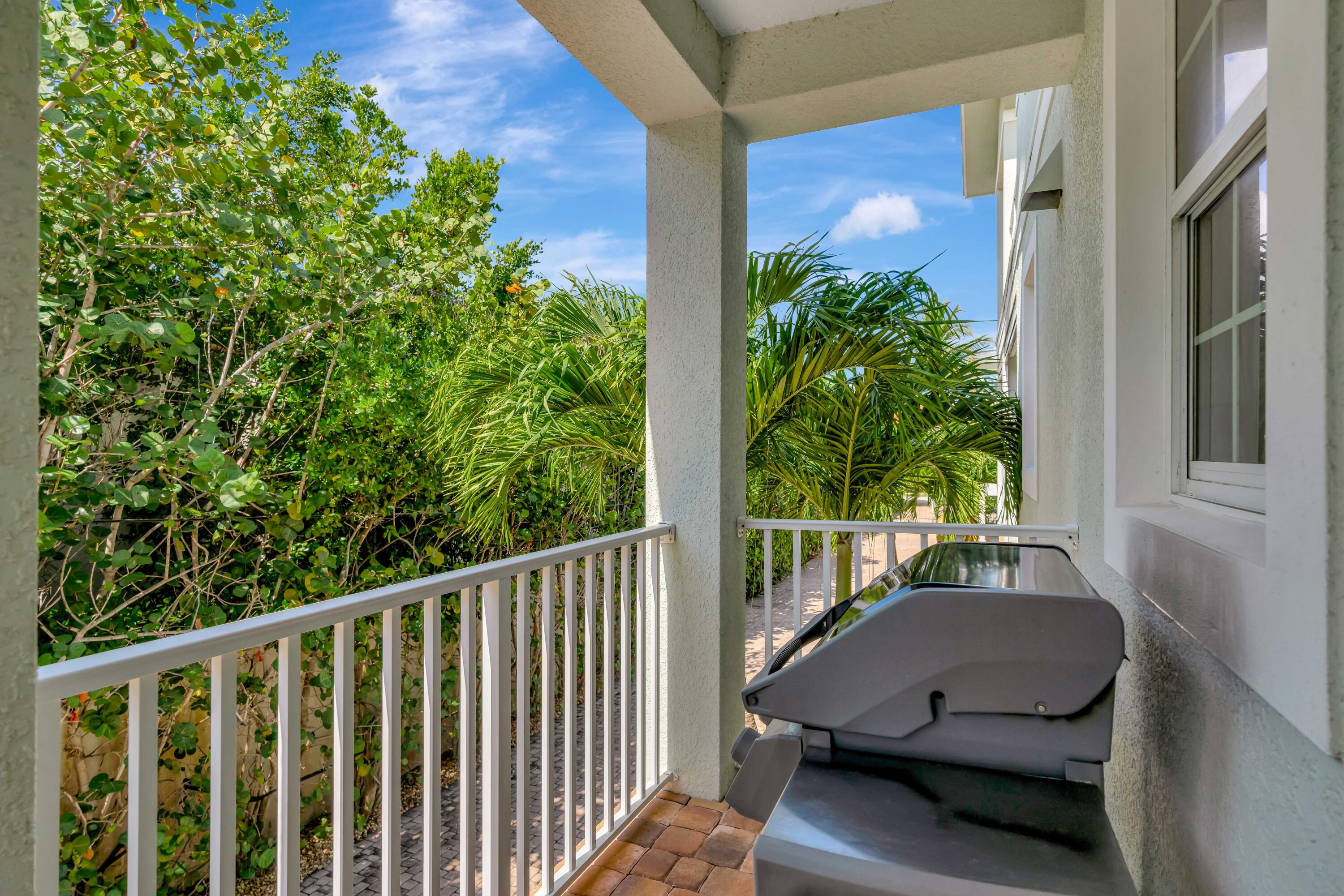 270 Mercury Road, Unit D Juno Beach, FL 33408 - Photo 33 of 107 _MLP9384