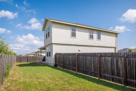 $275,000 | 314 Sunshine Lane, Kyle, TX 78640