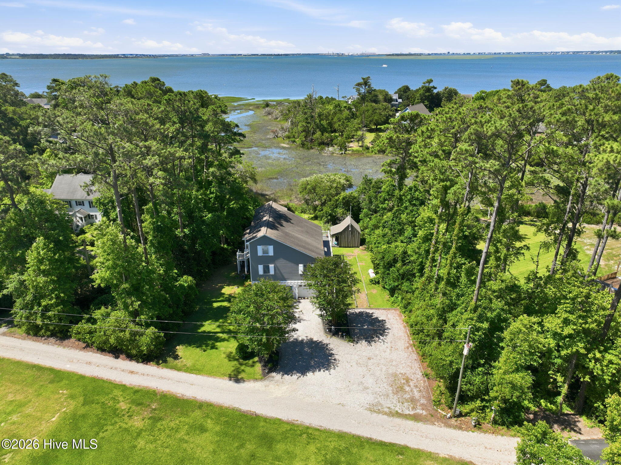 174 Windy Point Road Beaufort, NC 28516 - Photo 18 of 62