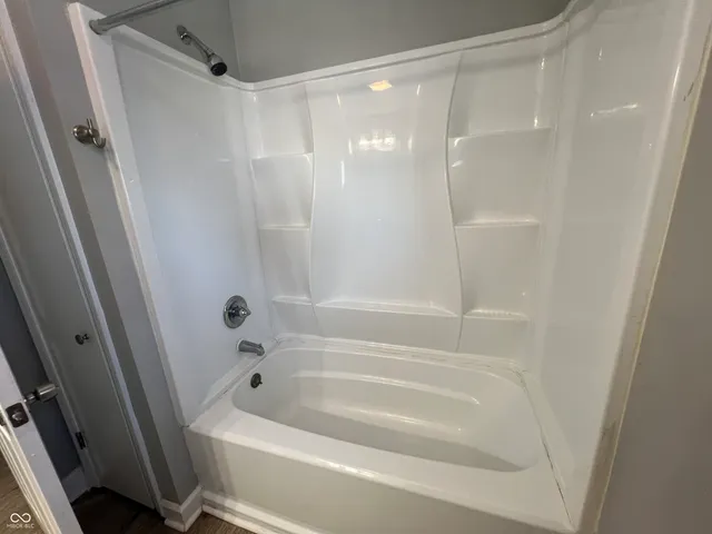 $3,000 | 5343 South Linwood Avenue, Indianapolis, IN 46237