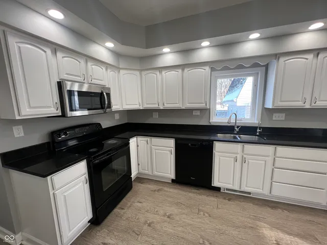 $3,000 | 5343 South Linwood Avenue, Indianapolis, IN 46237