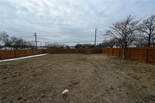 $125,000 | 102 Winner Road, El Dorado Springs, MO 64744