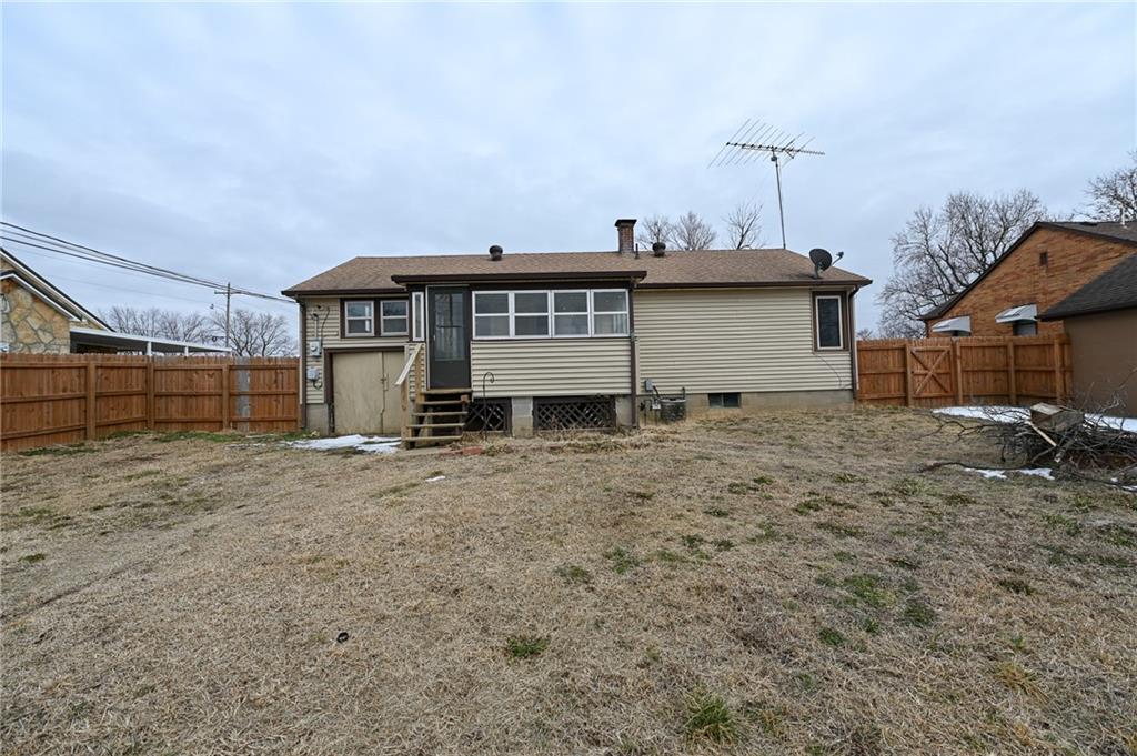 102 Winner Road El Dorado Springs, MO 64744 - Photo 20 of 21