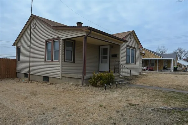 $125,000 | 102 Winner Road, El Dorado Springs, MO 64744
