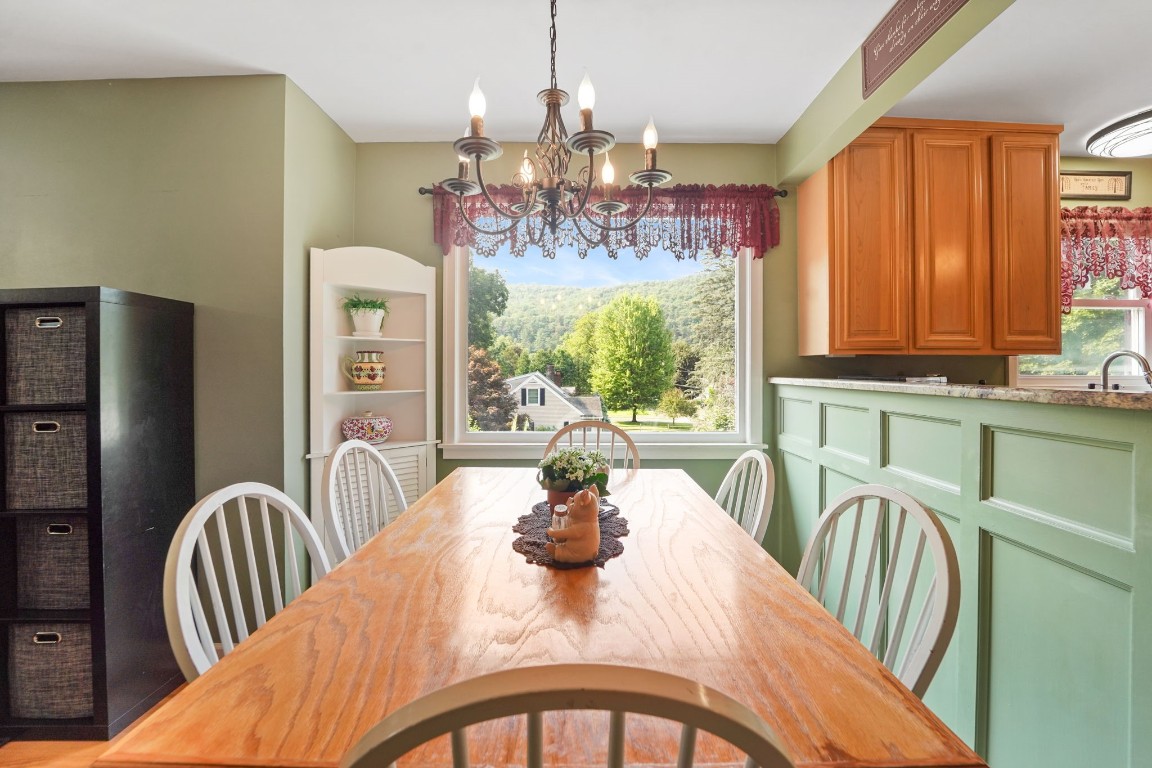 21 Sunset Way Binghamton, NY 13901 - Photo 10 of 49