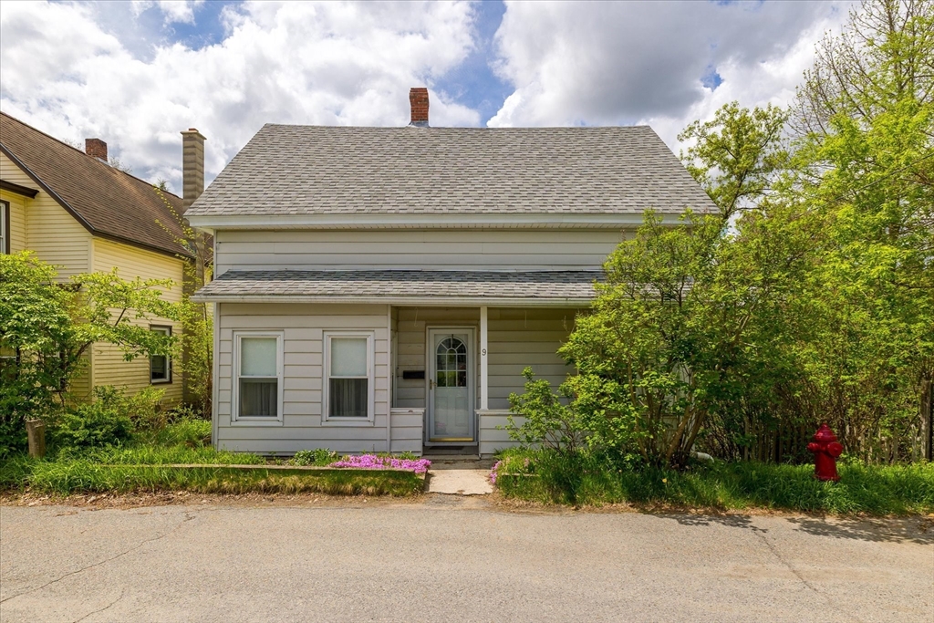 9 Hamlet Street Athol, MA 01331 - Photo 1 of 23 Gallery Image 1