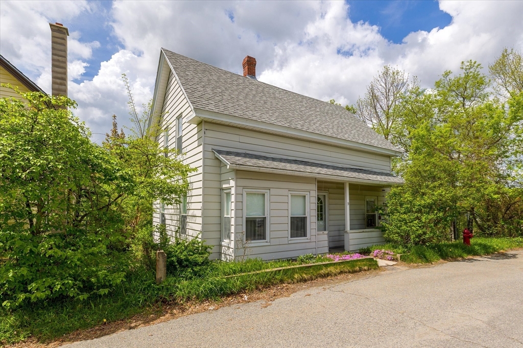 9 Hamlet Street Athol, MA 01331 - Photo 3 of 23 Gallery Image 3