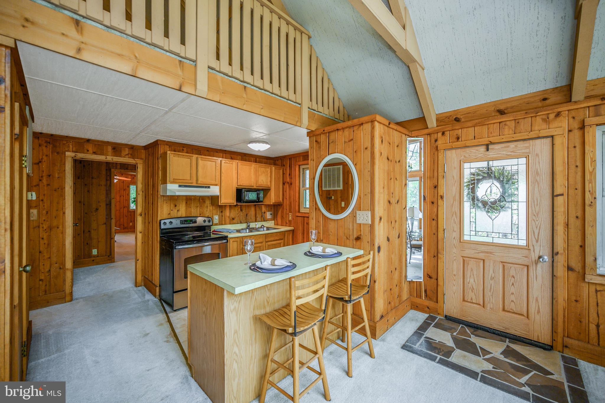 202 Constitution Boulevard Locust Grove, VA 22508 - Photo 14 of 51 Kitchen & Island