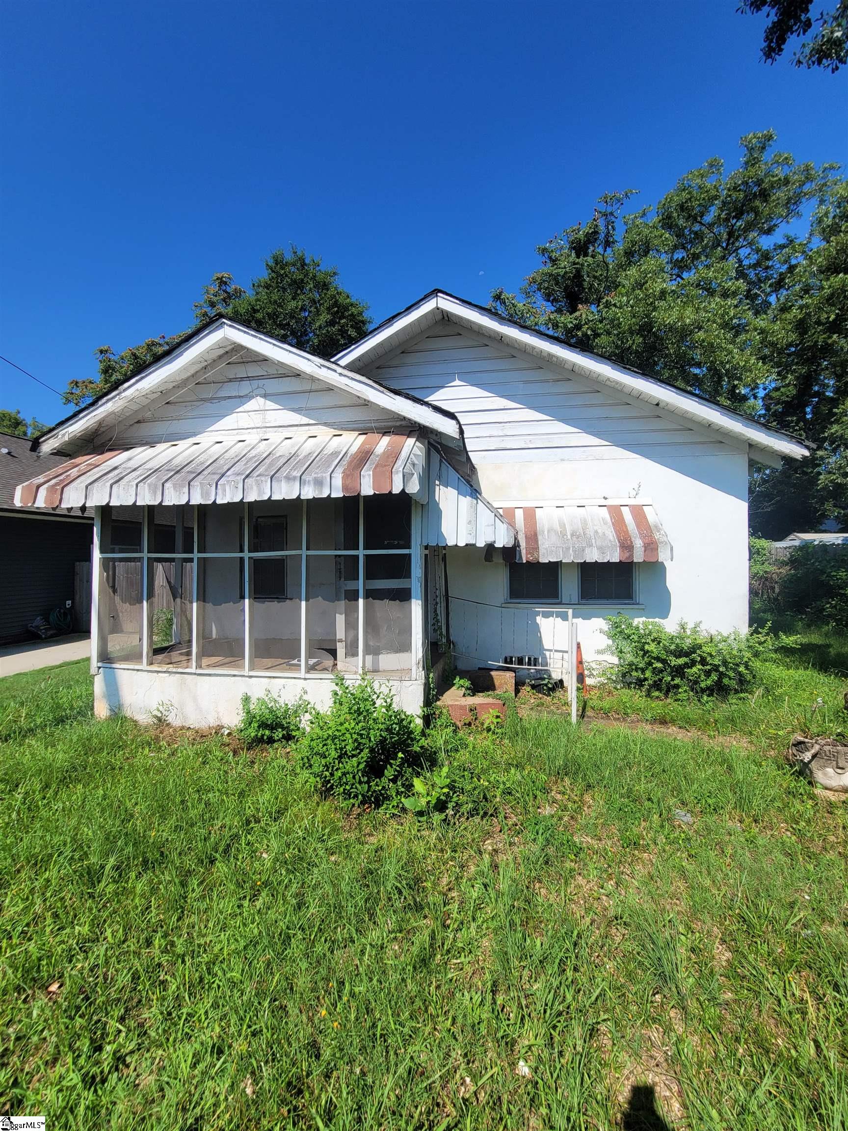 18 Chaney Street Greenville, SC 29607 - Photo 1 of 5