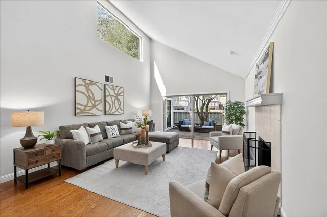 $1,049,000 | 7543 Maywood Drive, Pleasanton, CA 94588