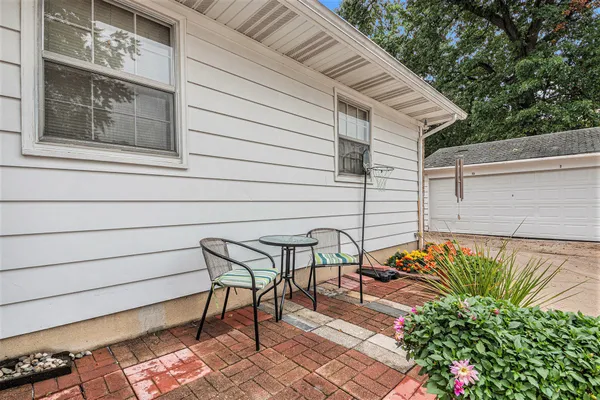 $67,500 | 886 Belfield Street Southwest, Unit 7, Wyoming, MI 49509