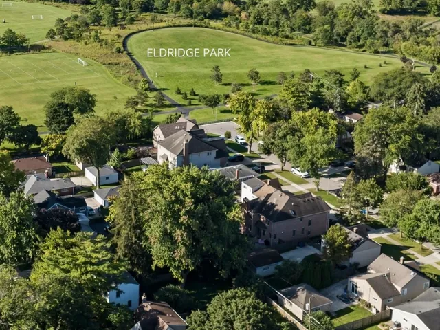 $415,000 | 956 Hillside Avenue, Elmhurst, IL 60126